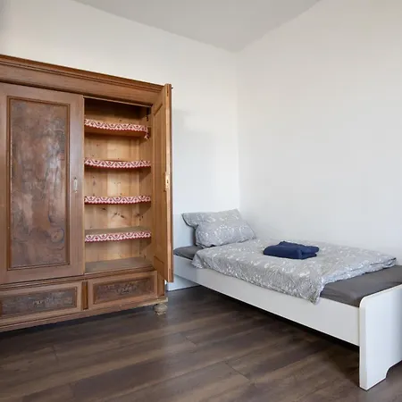 Apartment Urige Mit Zwei Betten Und Genialer Kueche