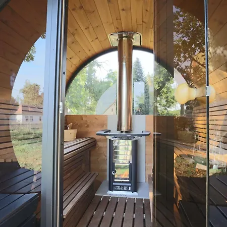 Urige Mit Zwei Betten Und Genialer Kueche Apartman